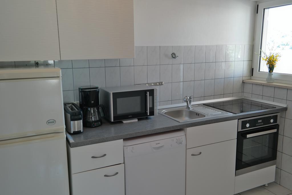 Direkt Am Meer-Apartments Puntaplanka Рогозница Экстерьер фото