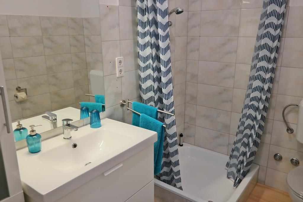 Direkt Am Meer-Apartments Puntaplanka Рогозница Экстерьер фото