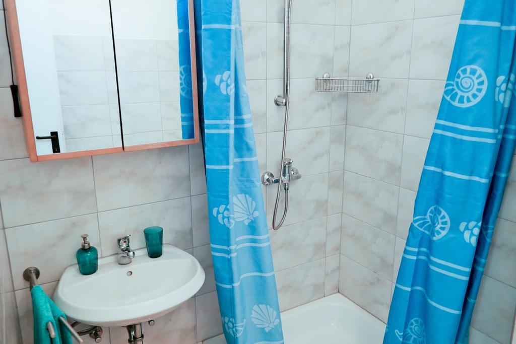 Direkt Am Meer-Apartments Puntaplanka Рогозница Экстерьер фото