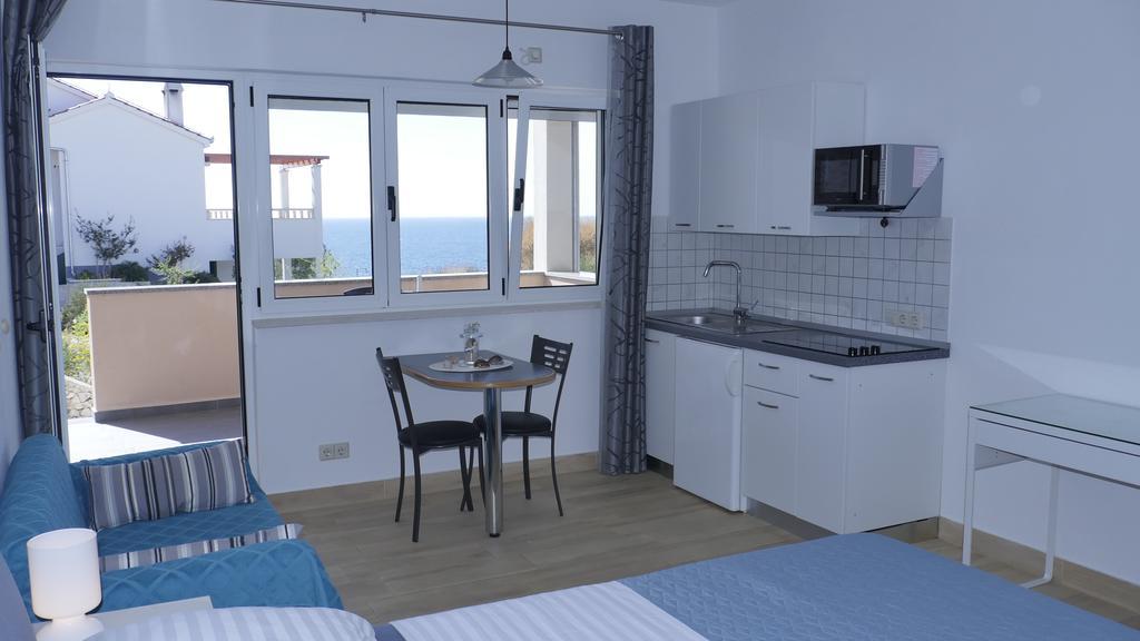 Direkt Am Meer-Apartments Puntaplanka Рогозница Экстерьер фото